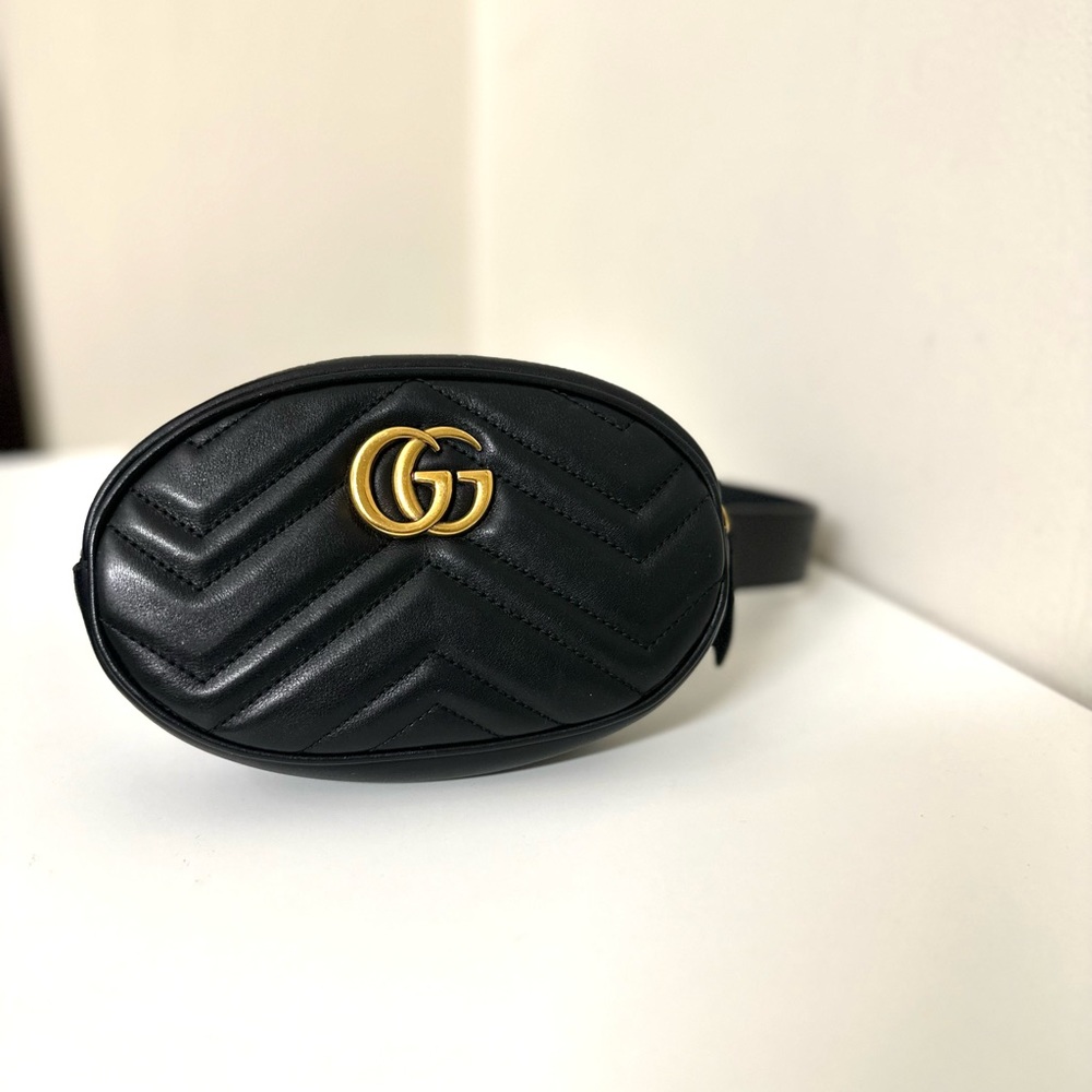Gucci marmont black leather belt bag w/ signature gold logo emblem - Picture 12 of 15